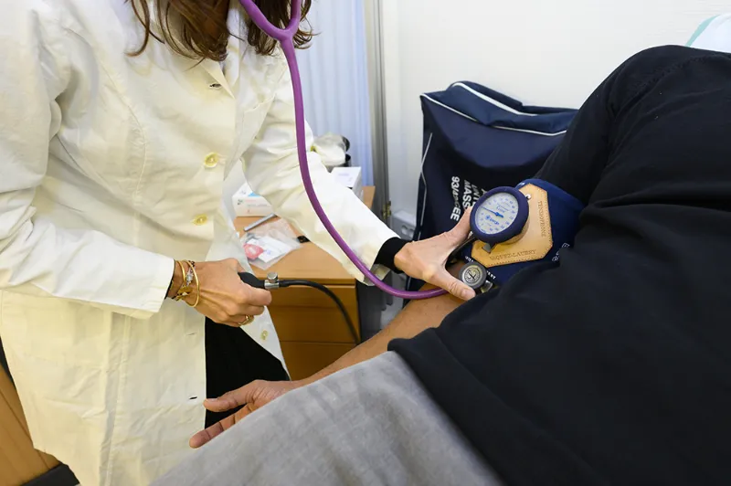 Suivi d’un salarié par un médecin du travail
