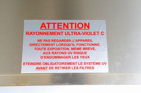 Affiche de signalisation de risques d’exposition aux ultraviolets