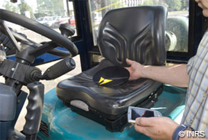Vib@Work Seat, exposimètre permettant la mesure des vibrations et se positionnant sur l’assise du siège d’un engin